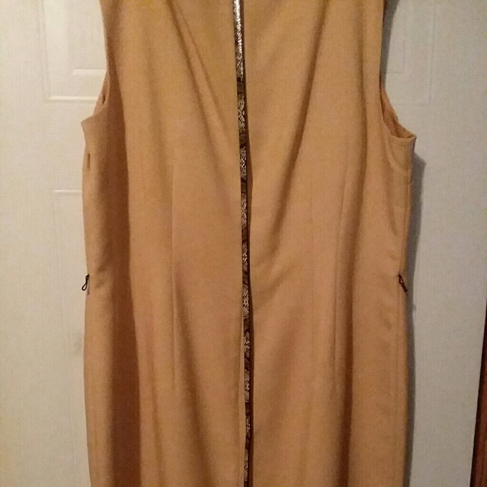 Black Label - Picture 2 of 2